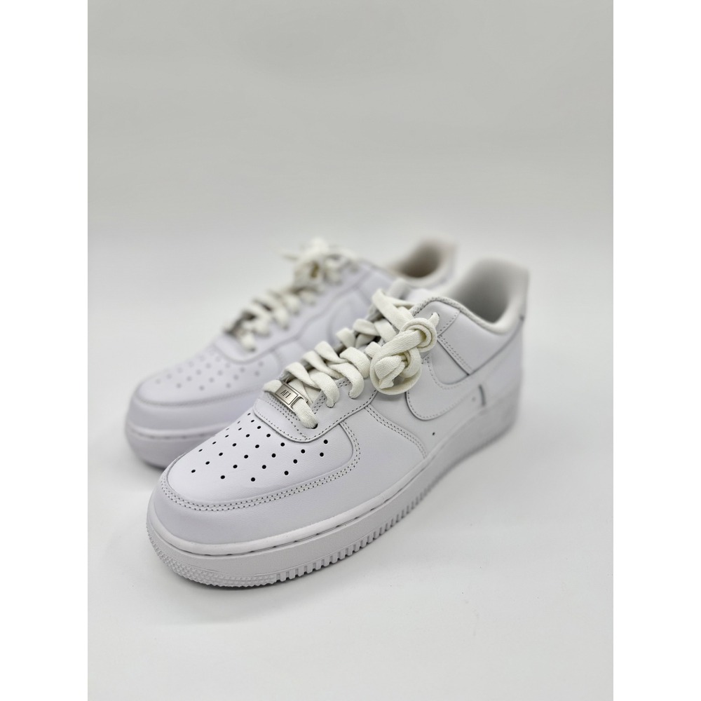Nike Air Force 1 07 Low Triple White Mens 9 CW2288-111 Sneakers